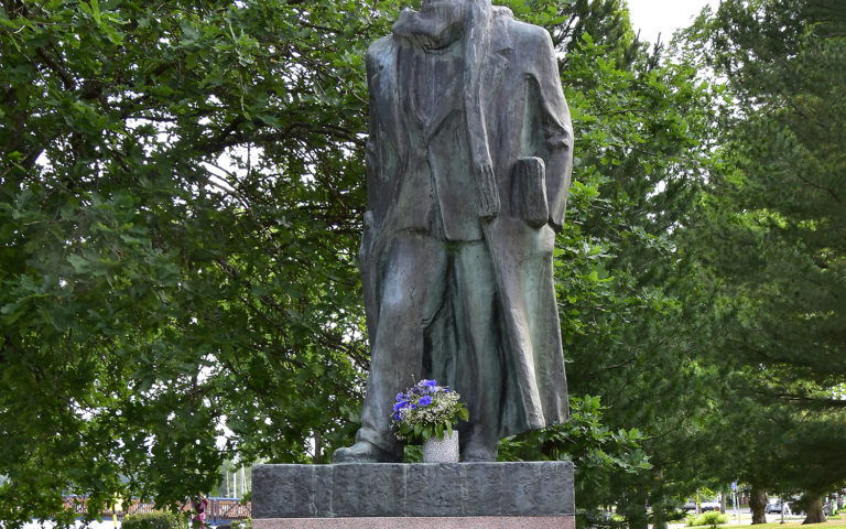 Joel Lehtosen patsas