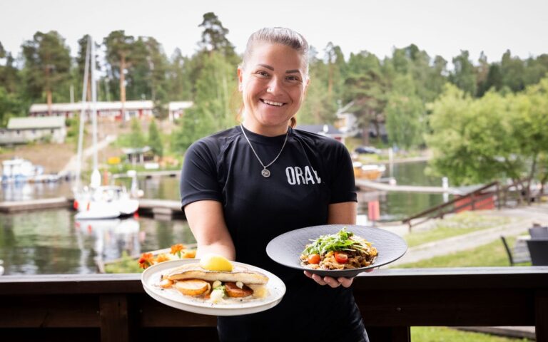 Restaurant Ruukinranta is specialized in local game and fish