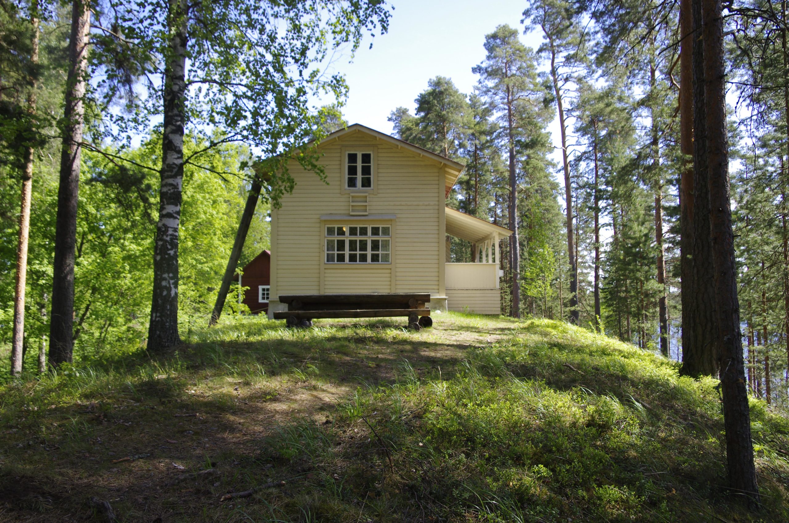 Palovartijan talo, lammaspaimentila ja vuokratupa Punkaharjun  luonnonsuojelualueella - Visit Savonlinna