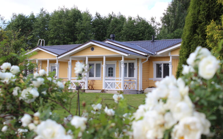 Lomamokkila – New guest house