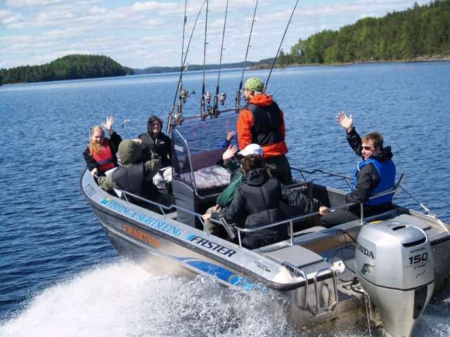 Reittivene Linnansaaren kansallispuistoon Oravista
