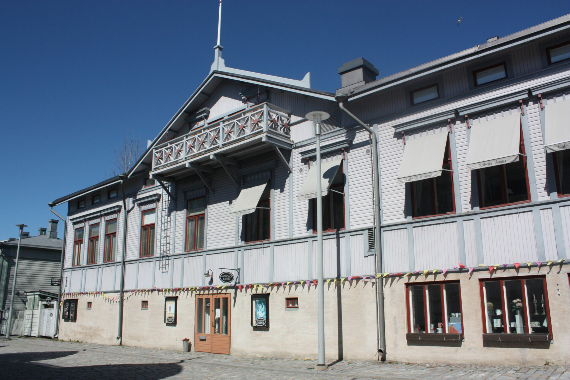 Tarinoiden Linnankatu | Kävelyopastus lapsille - Visit Savonlinna