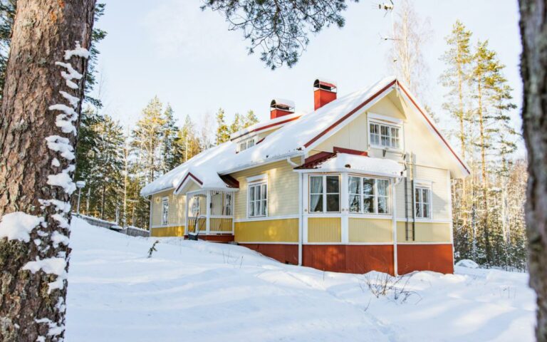 Talviloma historiallisessa Villa Kukkapäässä