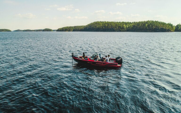 Jigiretki Linnansaaren kansallispuistoon