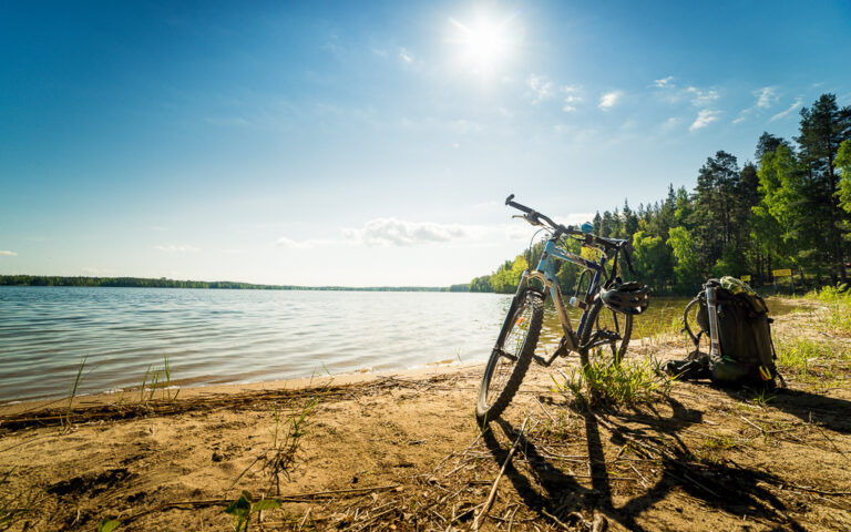 Around the Lake Puruvesi by bikes