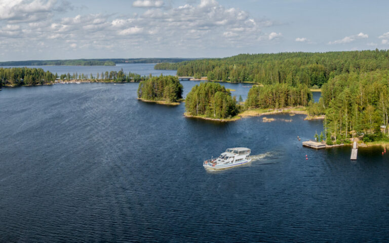 Take a cruise to Punkaharju! Cruises from Savonlinna to Punkaharju on Thursdays 20.6. – 15.8.2024