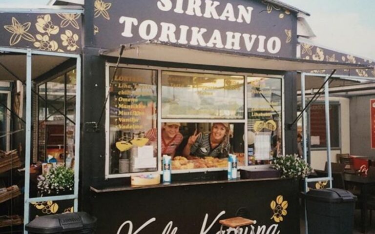Sirkan Torikahvila | Lörtsyjä, kahvia ja toritunnelmaa | Savonlinna