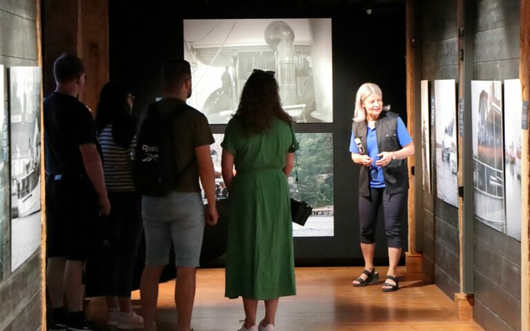 Museon opastettu näyttelykierros ryhmille!