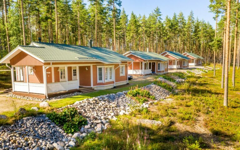 Ruokkeen Lomakylä | Majoitus Lomapirtissä | Saimaan Satojuhlat