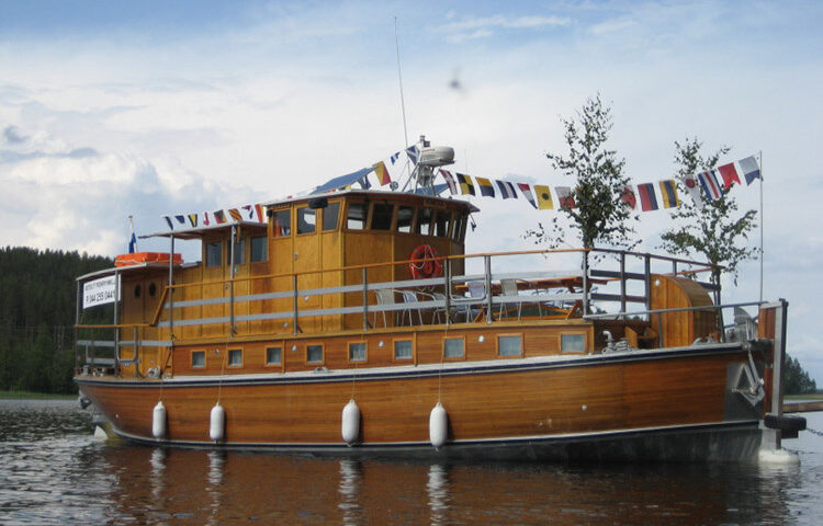 Puuveneristeilyt M/S Kaesalla