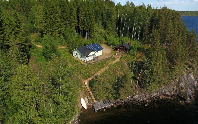 Private Villas & Cottages